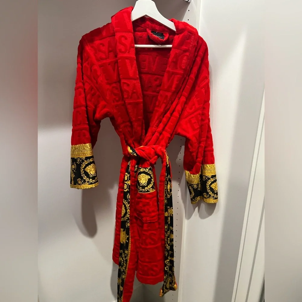 Versace robe - Picture 2 of 5